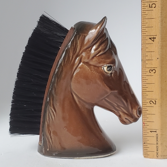 Vintage Ceramic Horse Head Brush with Black Bristles Equestrian Clothes Brush - Picture 7 of 8